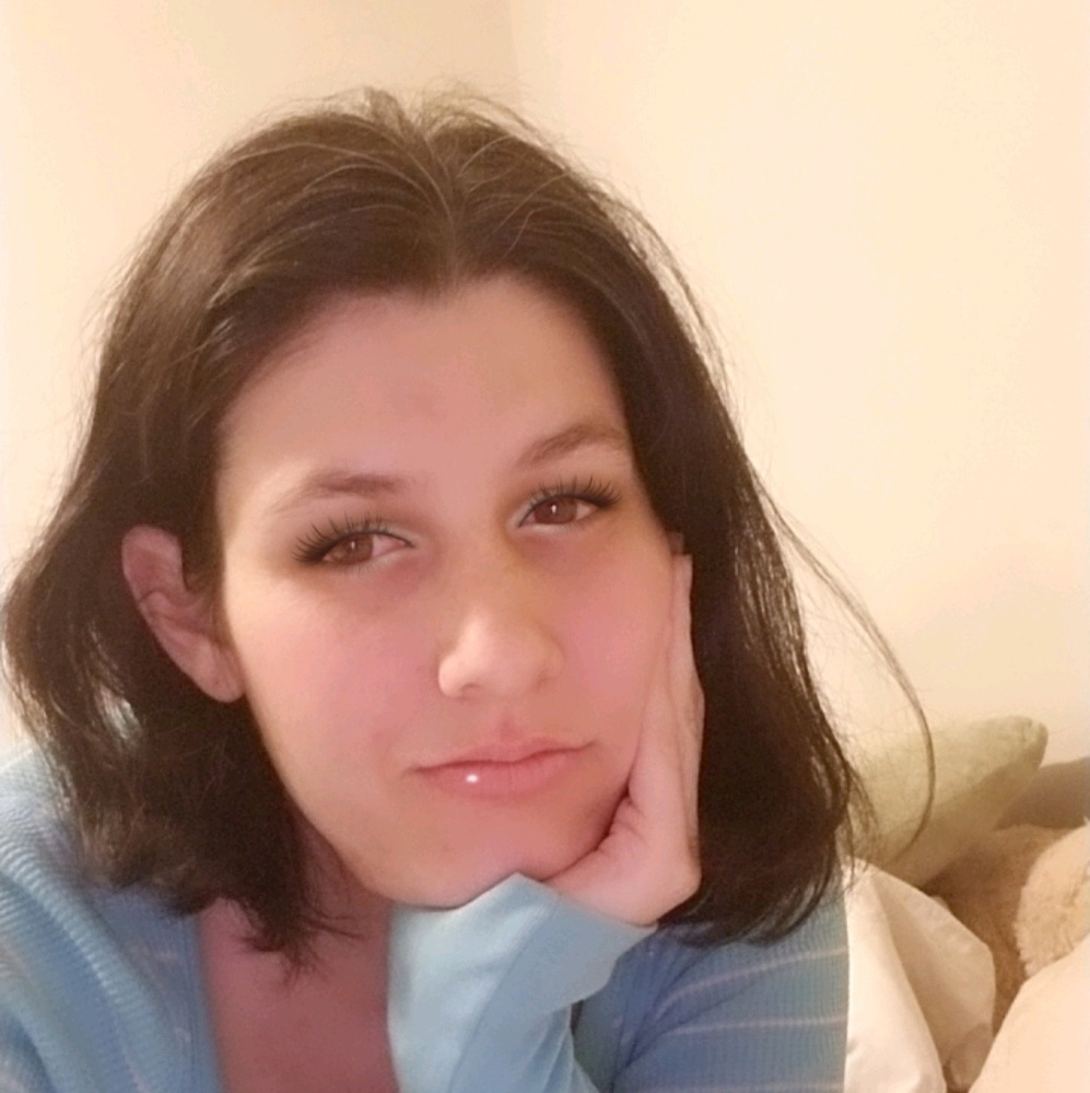 Meet your Posher, Christina